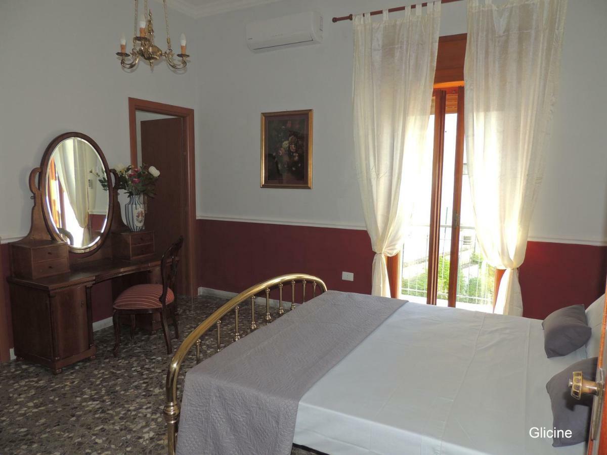 Apartamento Oleandro E Glicine Lecce Exterior foto